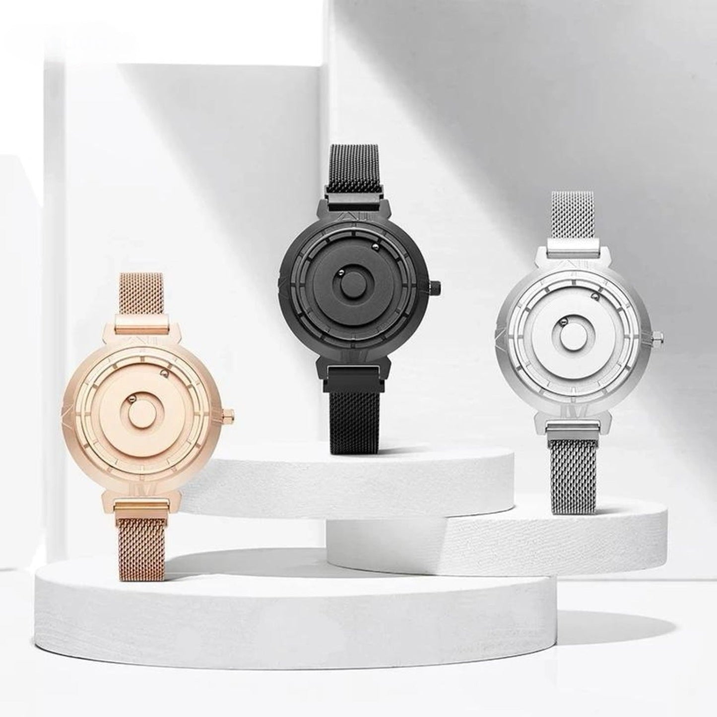 Magnetic Watch™ - unikalus magnetinis laikrodis, sujungiantis meną ir laiką