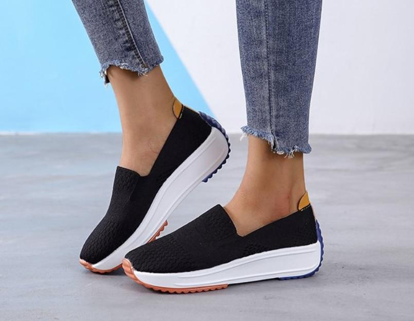 Patogus žingsnis su "Comfort Loafers" ortopediniais batais