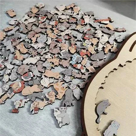 🎁 Graži kalėdinė dovana 🎅 135 dalių Morandi spalvų katės formos medinė dėlionė